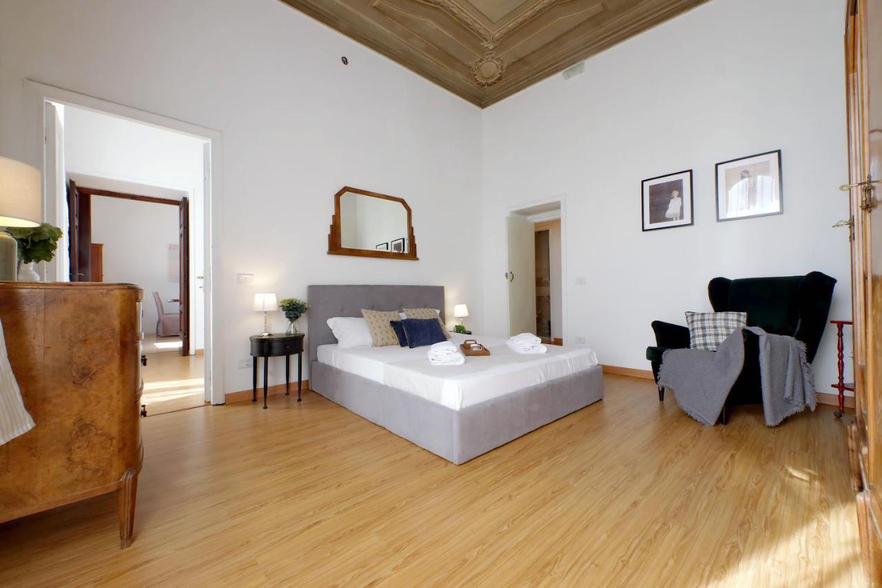רומא Cavour 2 Bedrooms Apartment מראה חיצוני תמונה